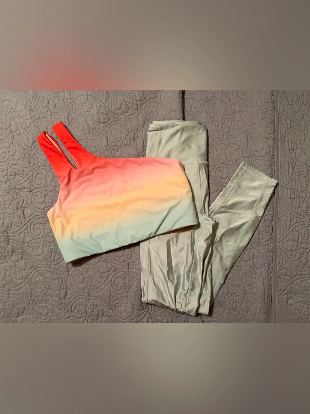 Fabletics Asymmetrical Double Strap Midi Bra Ombre All Day Size M NWT